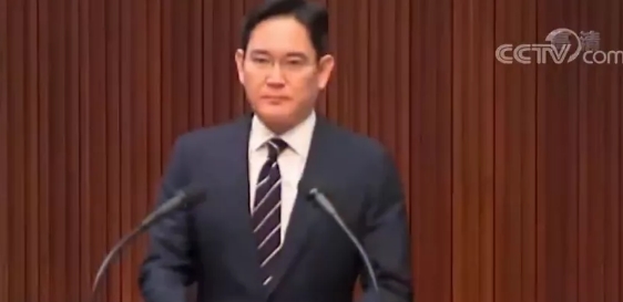 三星三星掌门人道歉了！罕见推出“半价”5G手机，能否挽救业绩？