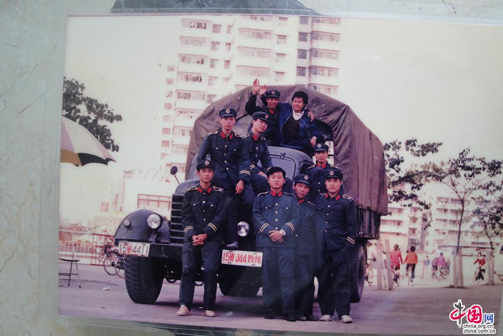 奋战【中国故事】国际禁毒日：奋战在缉毒一线的“他”和“它”