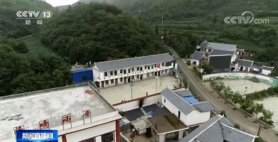 山区教师带孩子们组乐队玩摇滚 让音乐熏陶出优秀品格