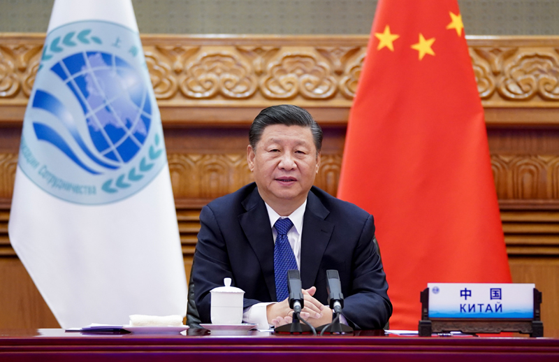 11月10日晚，国家主席习近平在北京以视频方式出席上海合作组织成员国元首理事会第二十次会议并发表重要讲话。新华社记者 李学仁 摄