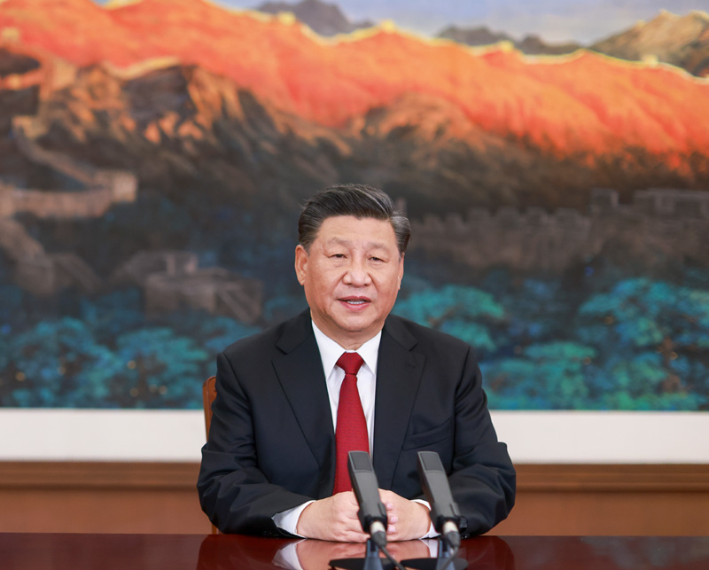 11月19日，国家主席习近平在北京以视频方式出席亚太经合组织工商领导人对话会并发表题为《构建新发展格局 实现互利共赢》的主旨演讲。新华社记者 李学仁 摄