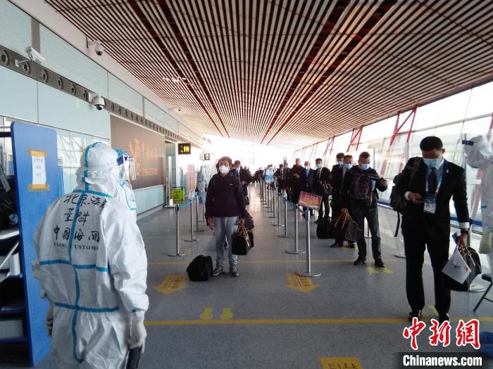 北京海关高效保障冬奥圣火火种顺利抵京