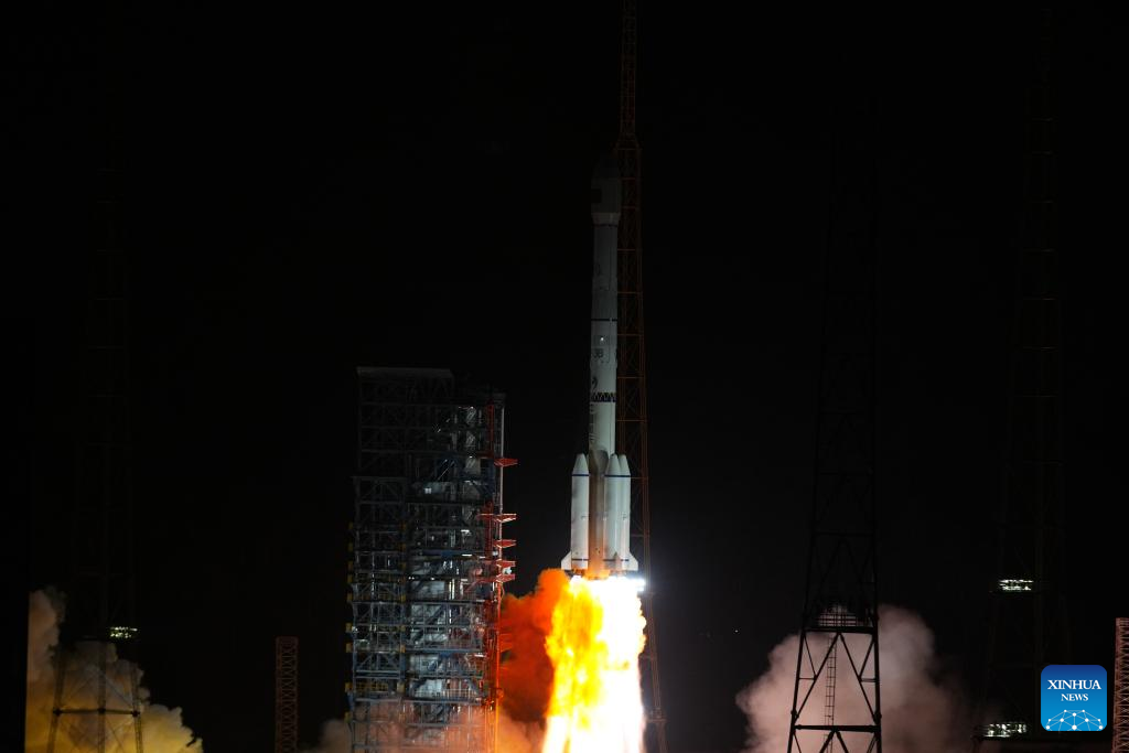 China Launches Zhongxing E Satellite Cctv