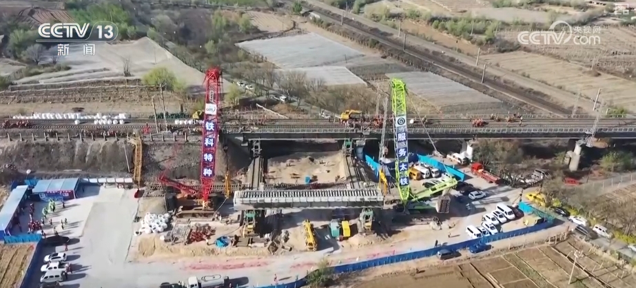 多方携手打出“组合拳” “五一”假期能源生产运输不停歇夯实保供基础(图1)