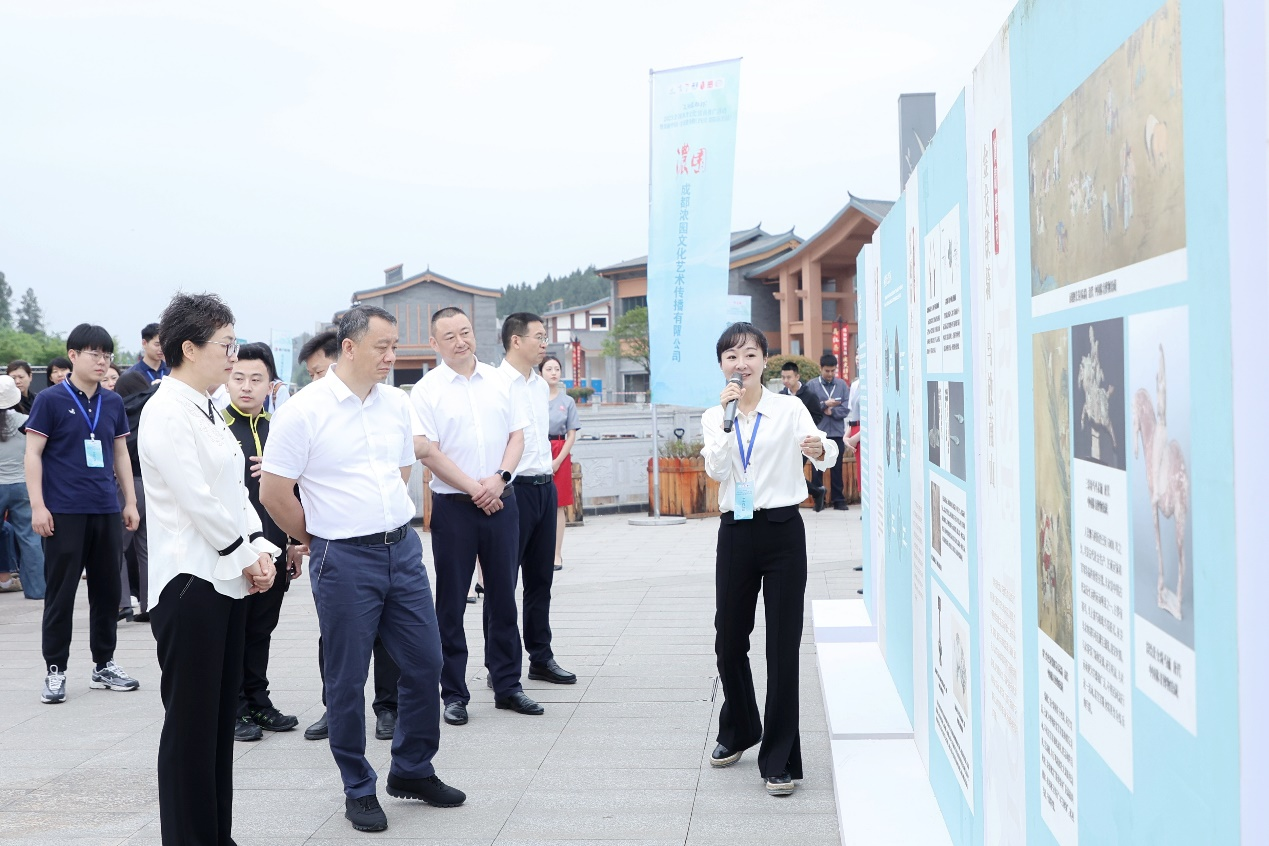 Bwin必赢官网赛事燃动红色热土 全民共享健康乐至(图3)