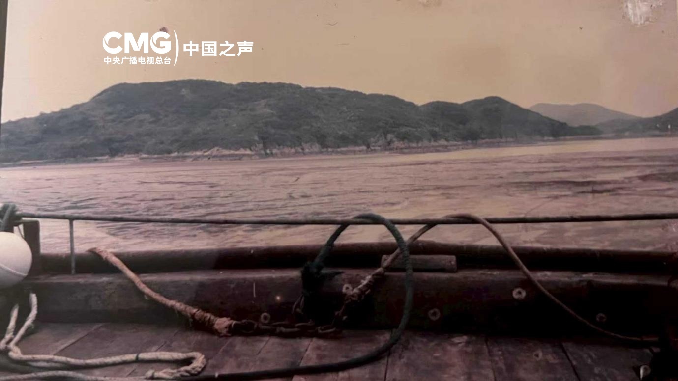 蔡云杰打鱼时留下的照片