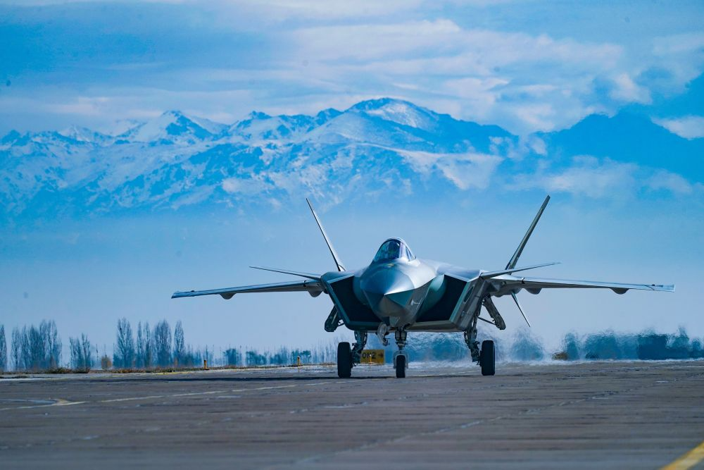 人民空军,生日快乐!