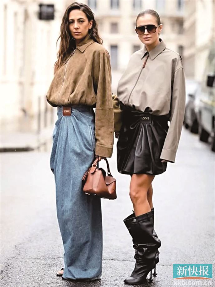 抽绳细节除了能自由调节外套长短和宽度,还加入轻工装的机能感。