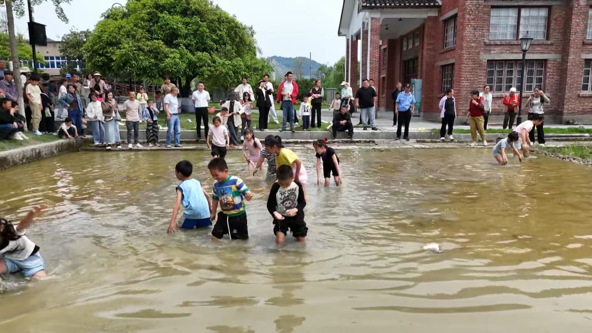 怀化洪江市安江农校