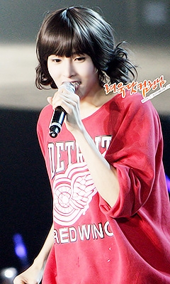 制服烟熏黑丝 盘点中日韩娱乐圈犯病美男(组