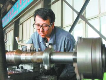 凌源gdp_凌源到绥中高速路线图