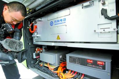 新电车:在线即充电 脱线可运行_党建_共产党员