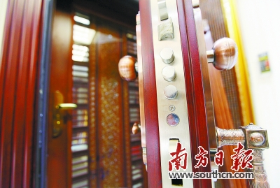 豪门世家之钢将军:原木装甲门的缔造者