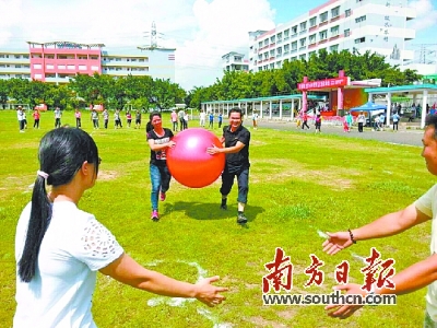 扶贫扶智民生为本 阳光体育惠及学生