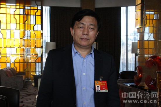 姜刚杰委员:差别化政策支持贵州生态旅游发展