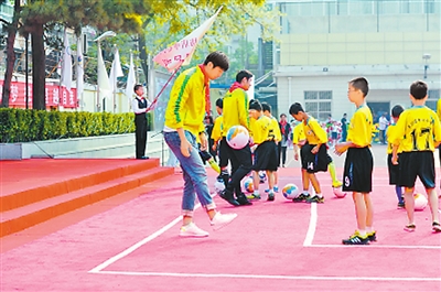 羊坊店中心小学举办天使奥运会