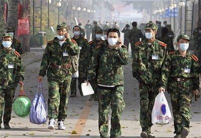 Chinese&nbsp;university&nbsp;students&nbsp;leave&nbsp;a&nbsp;military&nbsp;training&nbsp;base&nbsp;wearing&nbsp;masks&nbsp;after&nbsp;a&nbsp;student&nbsp;under&nbsp;the&nbsp;training&nbsp;died&nbsp;of&nbsp;the&nbsp;H1N1&nbsp;flu&nbsp;in&nbsp;Beijing,&nbsp;China,&nbsp;Thursday,&nbsp;Oct.&nbsp;29,&nbsp;2009.&nbsp;The&nbsp;victim,&nbsp;a&nbsp;student&nbsp;at&nbsp;the&nbsp;Beijing&nbsp;University&nbsp;of&nbsp;Aeronautics&nbsp;and&nbsp;Astronautics,&nbsp;died&nbsp;of&nbsp;the&nbsp;H1N1&nbsp;virus&nbsp;on&nbsp;Tuesday,&nbsp;the&nbsp;Xinhua&nbsp;News&nbsp;Agency&nbsp;reported,&nbsp;citing&nbsp;local&nbsp;health&nbsp;authorities.&nbsp;