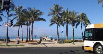 Honolulu tourist continue to visit the beach in Hawaii. (AFP/Rob Shikina)