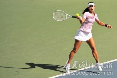 The 28-year-old Sun Tiantian represented Henan, and she demonstrated her Olympic championship ability against the rookie Yin. 