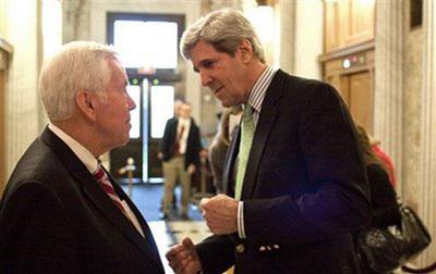 Sen.&nbsp;Richard&nbsp;Lugar,&nbsp;R-Ind.,&nbsp;left,&nbsp;and&nbsp;Sen.&nbsp;John&nbsp;Kerry,&nbsp;D-Mass.,&nbsp;confer&nbsp;following&nbsp;the&nbsp;vote&nbsp;and&nbsp;passage&nbsp;of&nbsp;the&nbsp;$1.1&nbsp;trillion&nbsp;spending&nbsp;bill&nbsp;on&nbsp;Capitol&nbsp;Hill&nbsp;in&nbsp;Washington,&nbsp;Saturday,&nbsp;Dec.&nbsp;13,&nbsp;2009.(AP&nbsp;Photo/Harry&nbsp;Hamburg)