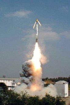This&nbsp;handout&nbsp;released&nbsp;by&nbsp;the&nbsp;Indian&nbsp;Defence&nbsp;Research&nbsp;and&nbsp;Development&nbsp;Organisation&nbsp;shows&nbsp;the&nbsp;K-15&nbsp;