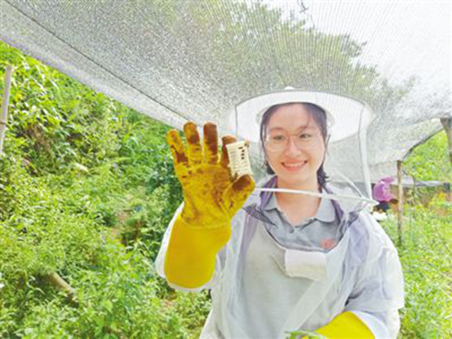 榜样故事 | “扶贫之花”黄文秀