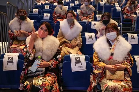 日本人一生一次的 成人礼 今年他们这样告别青春