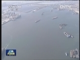渤海海冰加重 记者空中探冰情