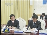 李克强会见乌兹别克斯坦总统