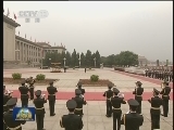 李克强举行仪式欢迎罗马尼亚总理访华