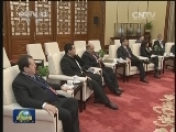 张德江会见委内瑞拉总统