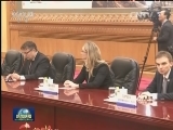 李克强同捷克总理举行会谈