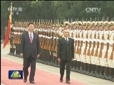 习近平举行仪式欢迎柬埔寨国王访华