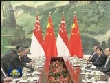 习近平会见新加坡总理