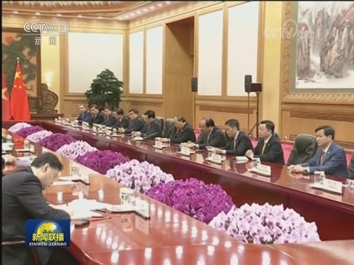 习近平会见越南政府总理