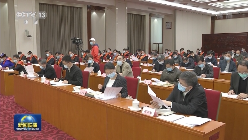 习近平对推进农村土地制度改革 做好农村承包地管理工作作出重要指示强调 坚持把依法维护农民权益作为出发点和落脚点 扎实推进第二轮土地承包到期后再延长30年工作 使农村基本经营制度始终充满活力 李克强对推进农村土地制度改革 做好农村承包地管理工作作出批示