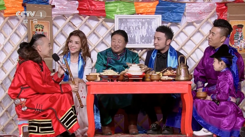 [星光大道]铁文太母子俩终于如愿加入乌兰牧骑