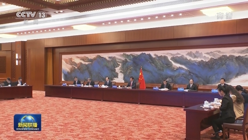 栗战书同墨西哥参议长举行会谈