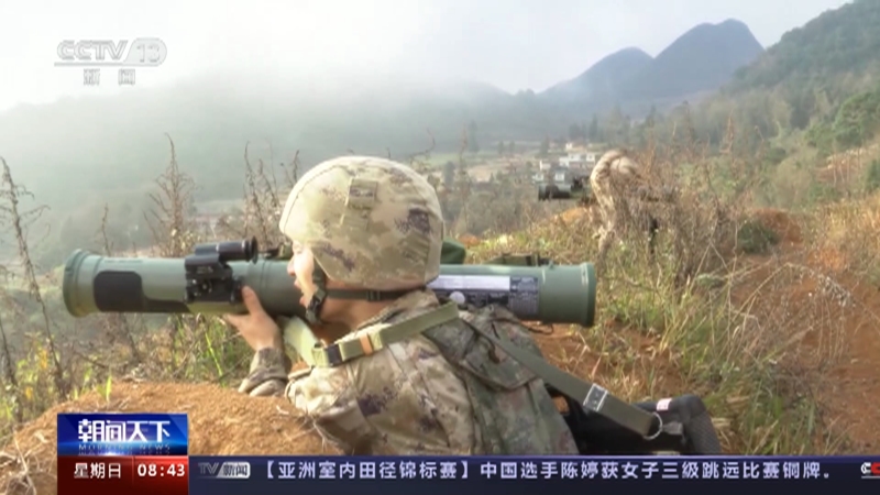 [朝闻天下]陆军 山岳丛林 多型火器实弹射击检验实战能力
