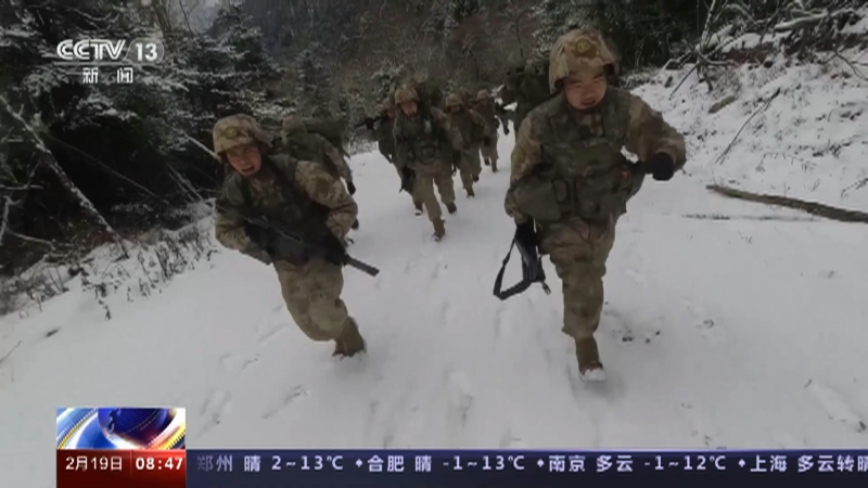 [朝闻天下]陆军 雪域高原演练 检验山地步兵作战能力