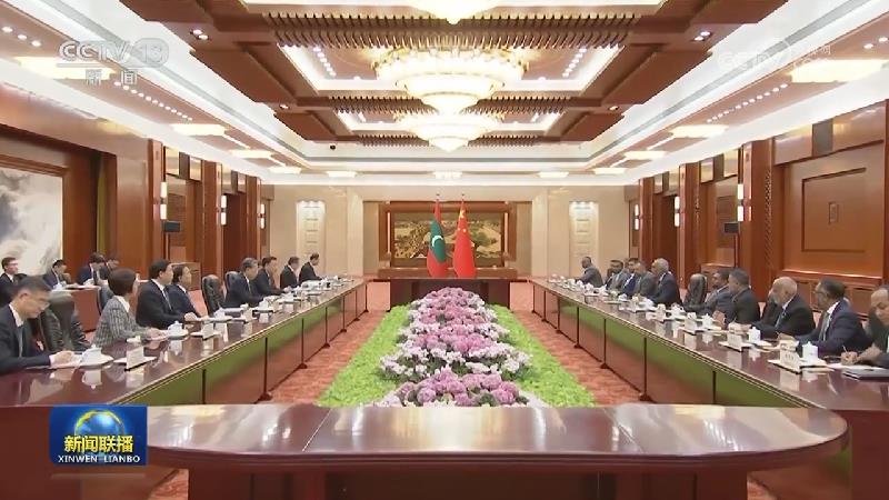赵乐际会见马尔代夫总统
