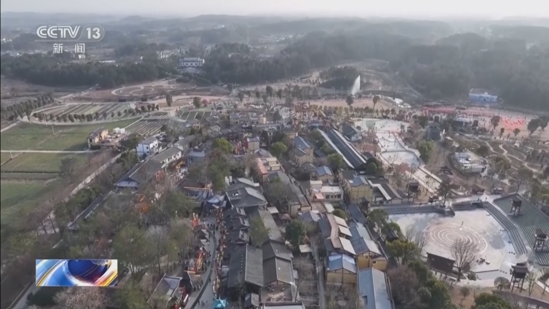 《午夜新闻》 20251225