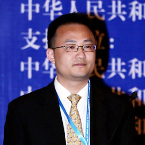 张忠:财富时报资深出版人