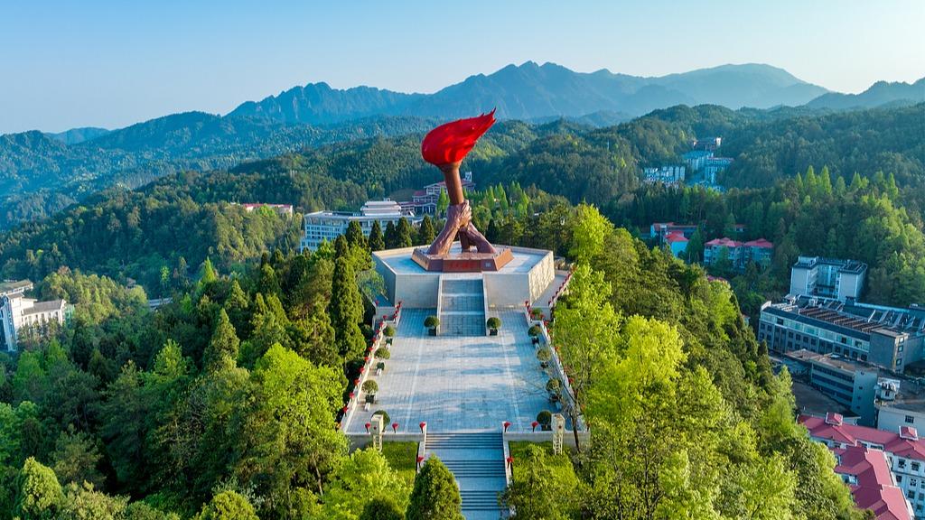 百年红色基因在接续传承中焕发蓬勃生机 |