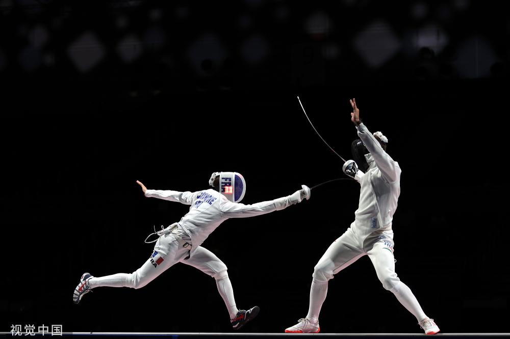 [图]东京奥运会击剑男子个人重剑决赛 坎诺内摘金