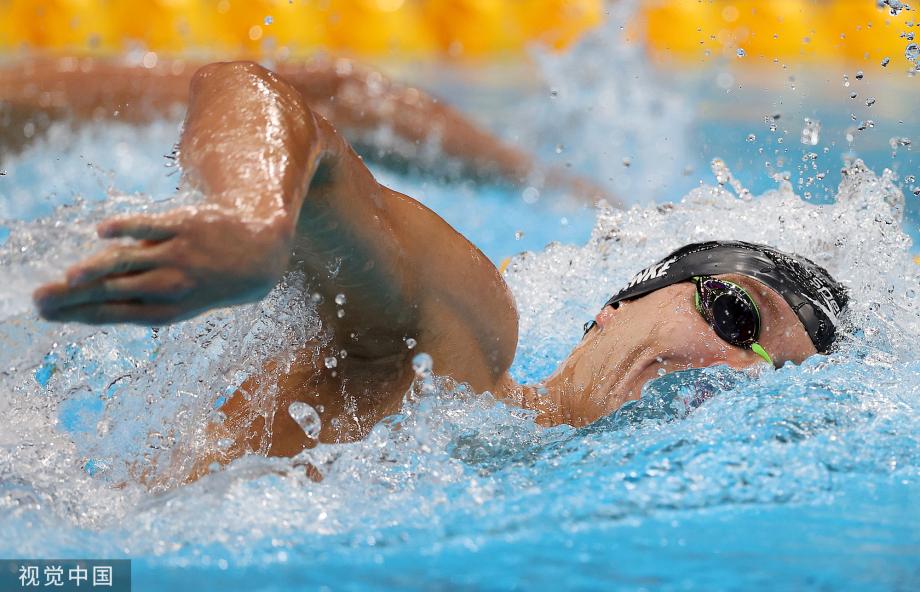 [图]游泳男子800自-美国选手芬克夺冠 意大利摘银