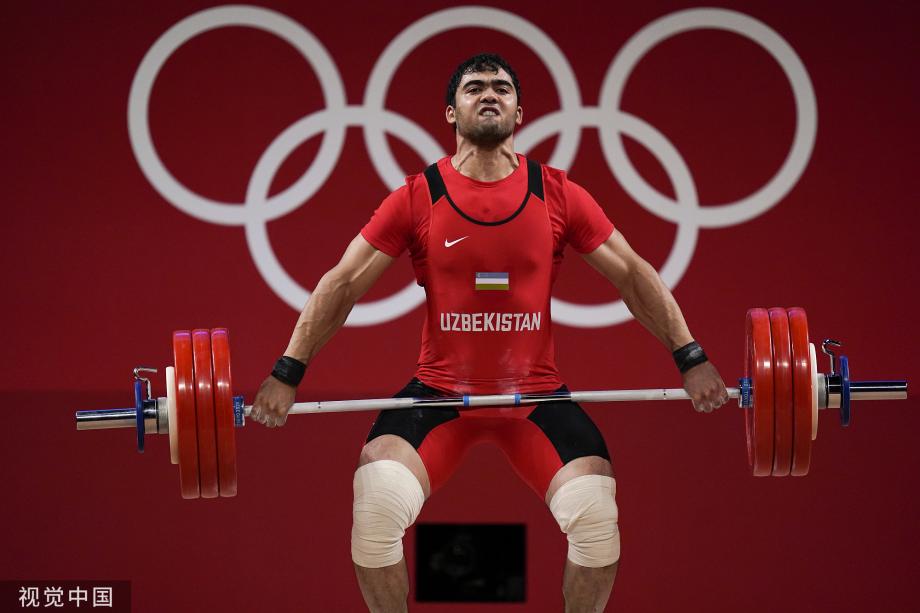 [图]举重男子109公斤级决赛：朱拉耶夫-阿克巴尔夺金