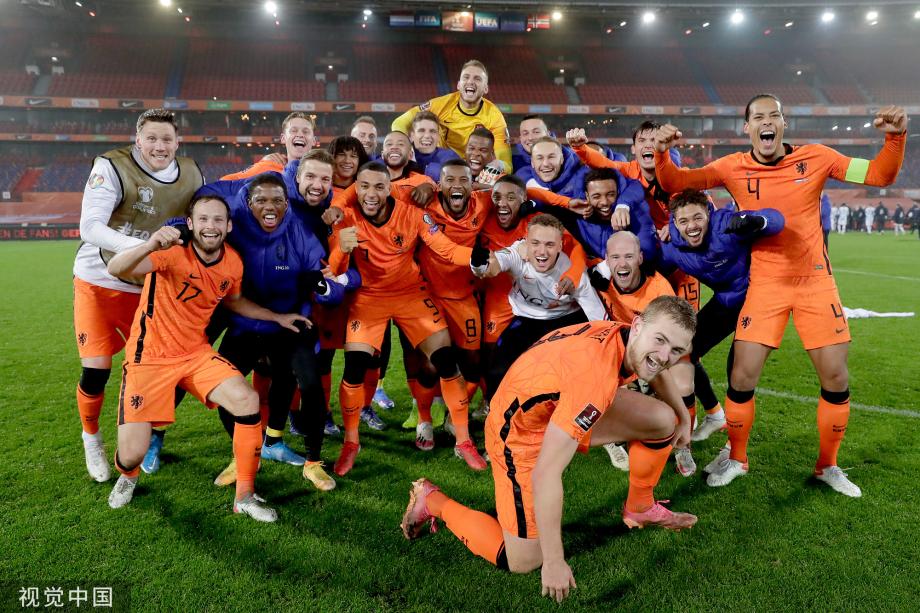 [图]世预赛-贝尔温传射德佩建功 荷兰晋级世界杯