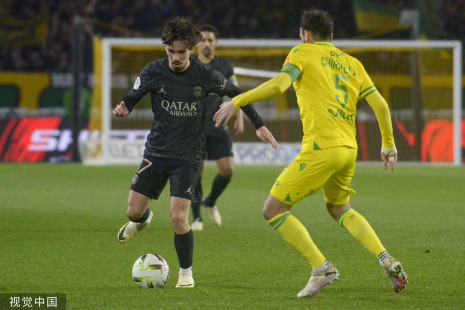 姆巴佩点射建功 巴黎2-0完胜南特14分领跑