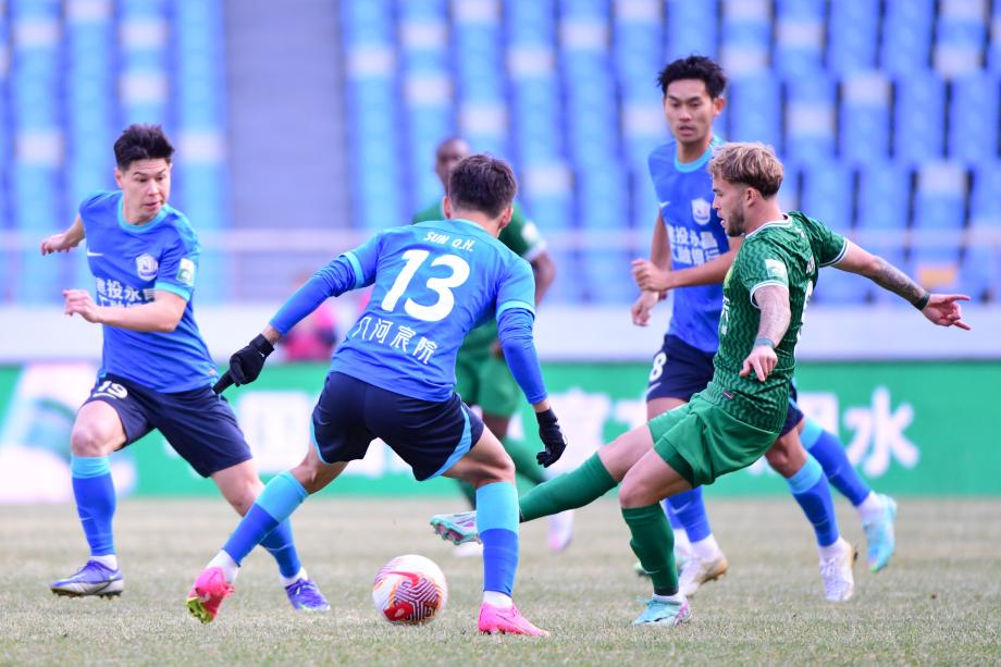 张玉宁进球杨立瑜破门 北京国安两球完胜